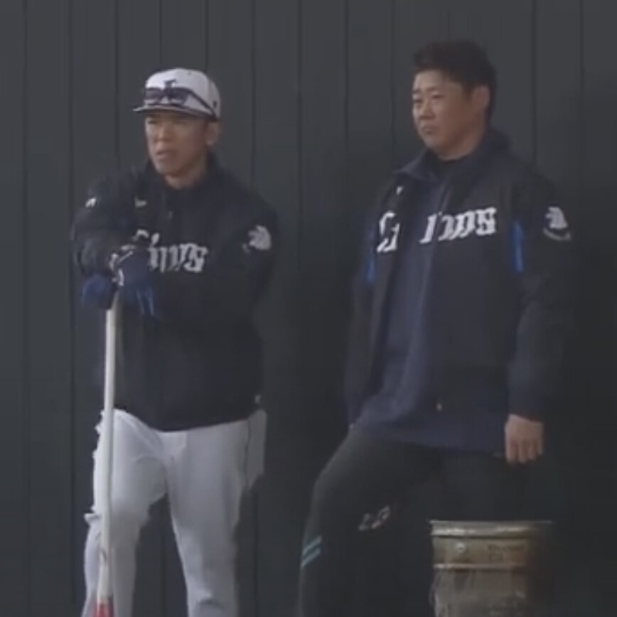 松坂大輔臨時コーチと松井稼頭央監督